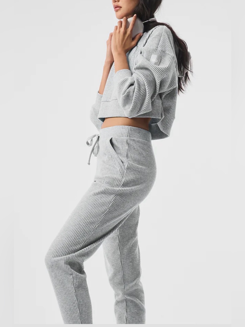 Alo Yoga Muse Set